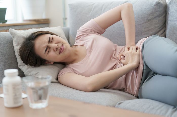 nyeri-haid-kesulitan-tidur-saat-menstruasi